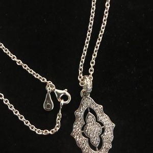Pandora Sparking Lace necklace